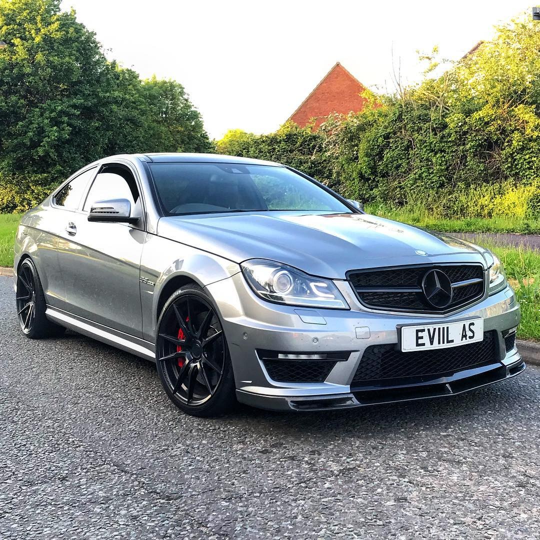 2013 Mercedes-Benz C63 AMG
