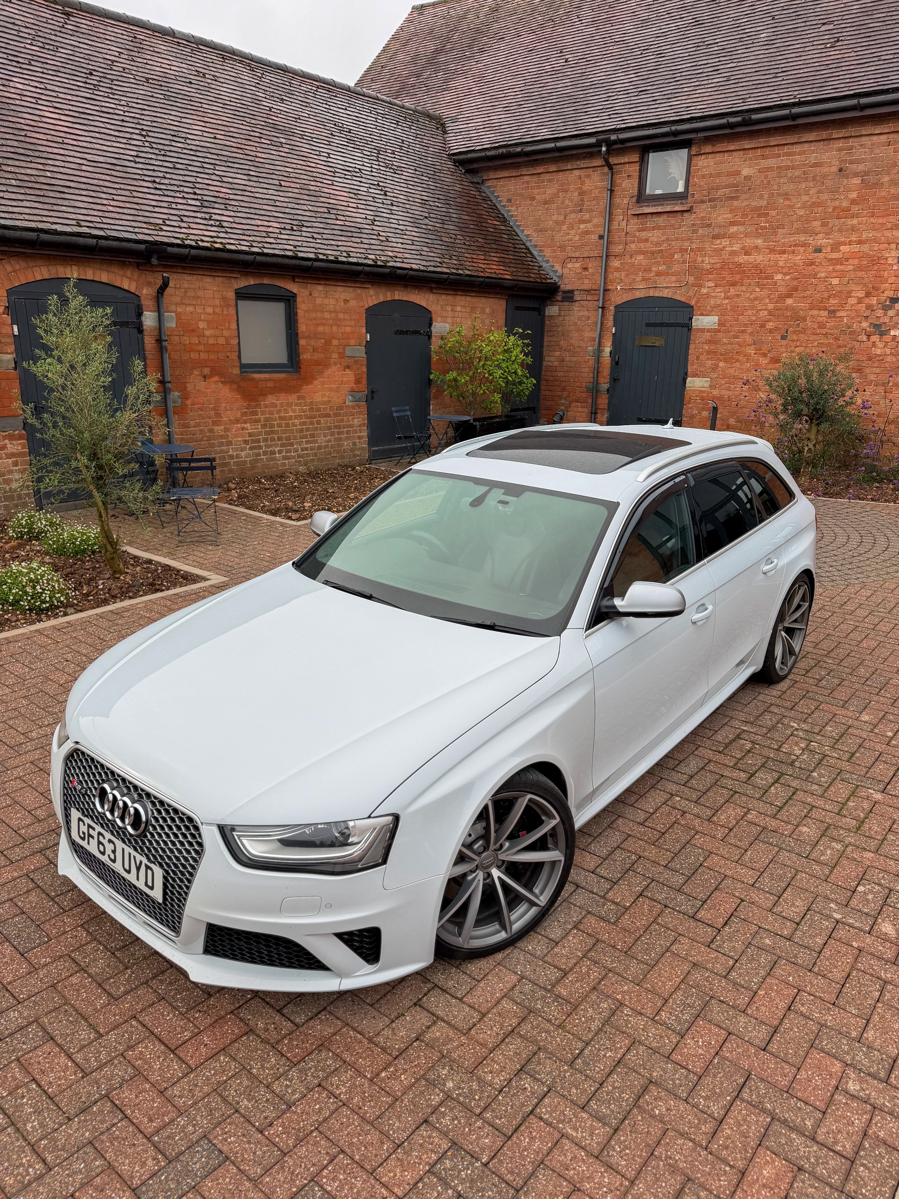 2013 Audi RS4 Avant