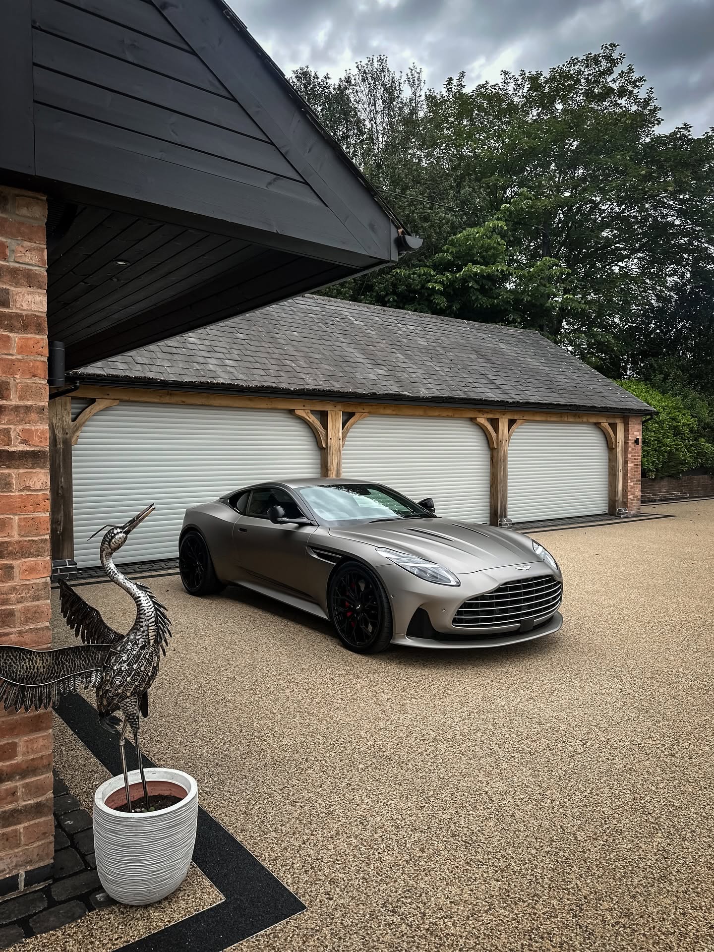2024 Aston Martin DB12